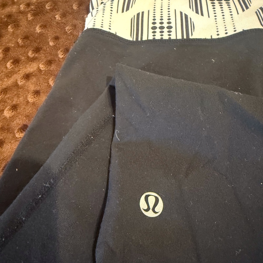 lululemon athletica Black Capris